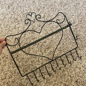 Jewelry hanger for wall